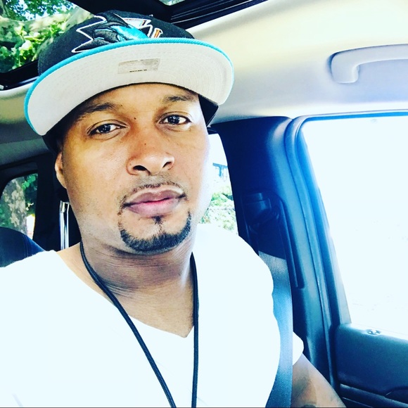 Meet your Posher, Chad - Picture 1 of 1